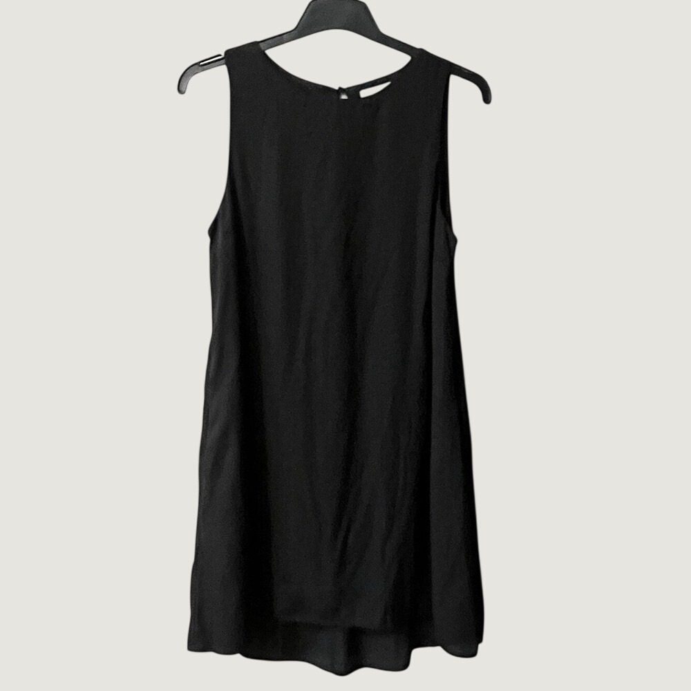 Nordstrom Rack Sleeveless Shift Dress Womens Medium Black Casual Chic New - Picture 1 of 11
